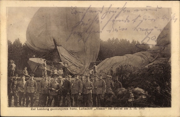 Ak Rethel Ardennes, Zur Landung gezwungenes franz. Luftschiff Alsace 1915