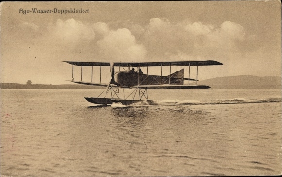 Ak Ago Wasser Doppeldecker beim landen, Seeaufklärer, Kaiserliche Luftstreitkräfte