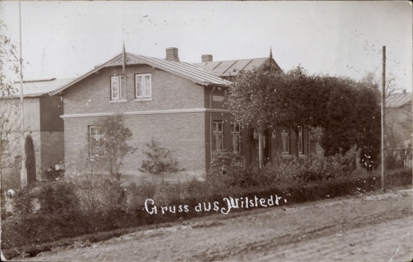 Foto Ak Wilstedt Tangstedt Kreis Stormarn, Wohnhaus von der Straße gesehen
