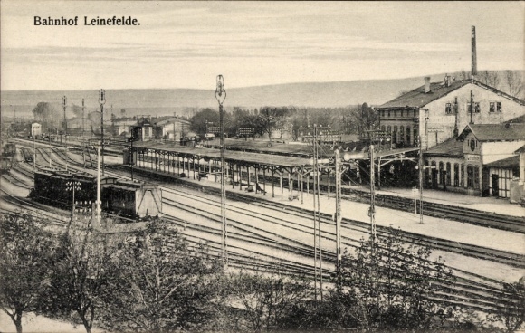 Ak Leinefelde im Eichsfeld Thüringen, Bahnhof  Gleisseite
