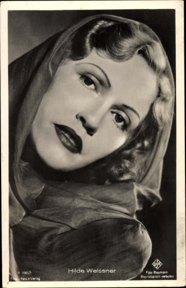 Postcard actress Hilde Weissner
