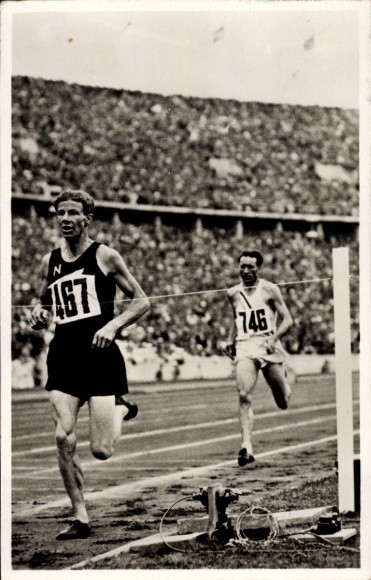 Ak Olympische Spiele Berlin 1936, Leichtathlet Jack Lovelock, Zieleinlauf