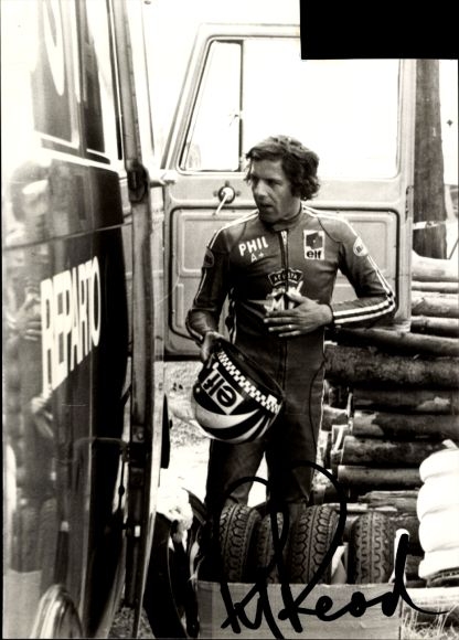 Foto Motorrennsport, Motorradrennfahrer, Read, Phil., Autogramm