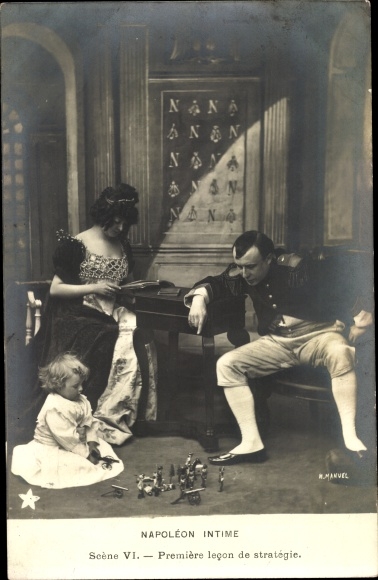 Postcard Napoleon Intime, Scene VI, premiere lecon de strategie, theater scene