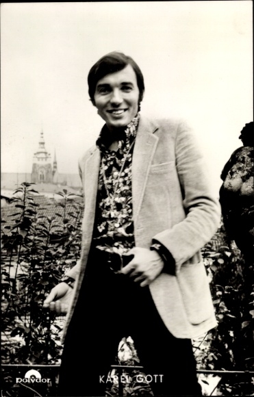 Foto Ak Sänger Karel Gott