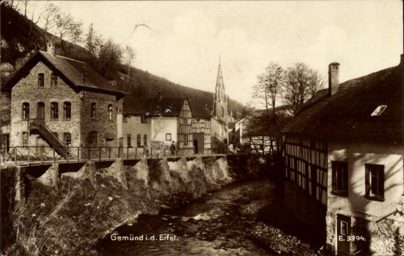 Postcard Gemünd Schleiden in the Eifel, partial view, houses on the Rur