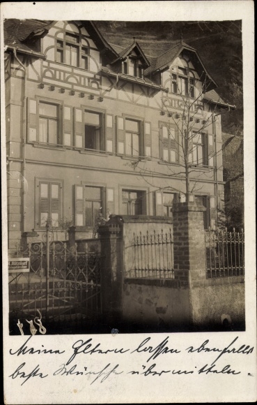 Photo Postcard Rheinbrohl am Mittelrhein, view of a residential building