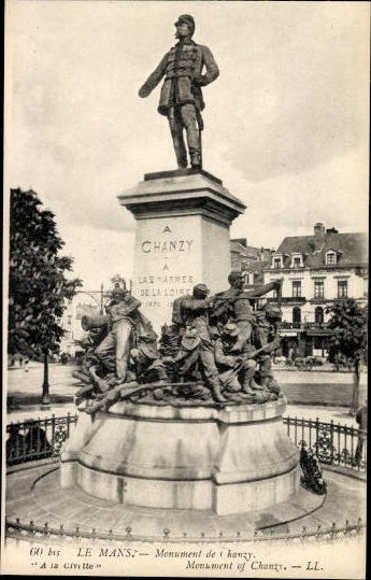 10 old PCs Le Mans Sarthe, various views