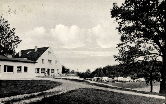 Ak Eickum Herford in Westfalen, Haus, Wolken, Landschaft, Bäume, Tourismus, Restaurant