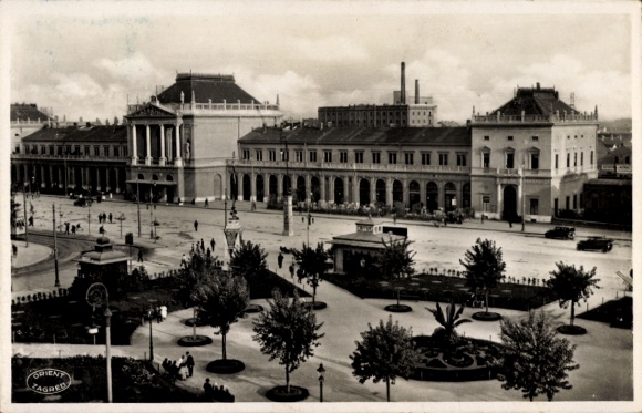 Postcard Zagreb Croatia, Glavni kolodvor, Main Station, Green Areas