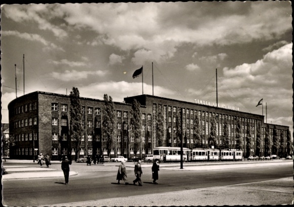 Postcard Berlin Charlottenburg Westend, House of Broadcasting, tram