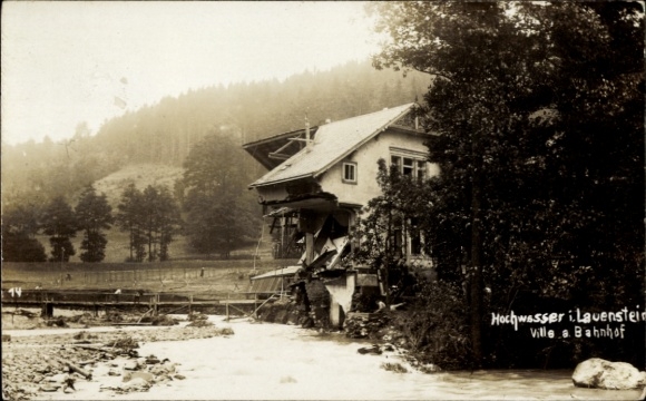 Photo Postcard Lauenstein Altenberg in the Ore Mountains, flood, villa at the train station