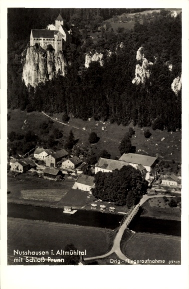Ak Nußhausen Riedenburg in Niederbayern, Fliegeraufnahme, Schloss Prunn