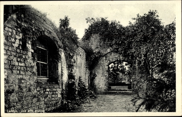 Postcard Kloster Lehnin in Brandenburg, the old hermitage, climbing plants