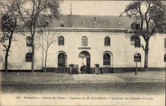 PC Versailles Yvelines, Caserne du 22 d'Artillerie, Avenue de Paris, soldiers