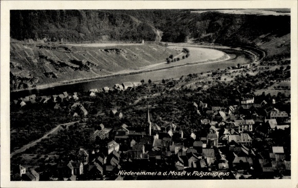 Ak Niederemmel Piesport an der Mosel, Fliegeraufnahme