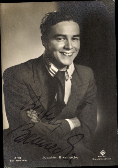 Postcard actor Joachim Brennecke, portrait, suit, Ufa Film, autograph