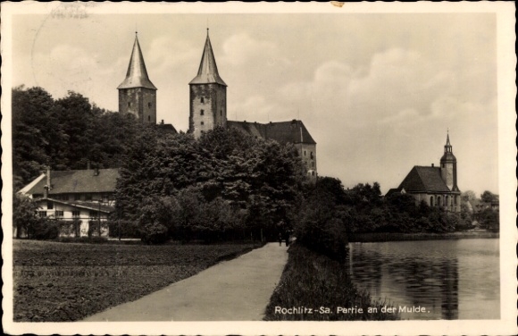 Ak Rochlitz an der Mulde Sachsen, Zwei Türme, Schloss, Kirche, Wasserweg, Bäume