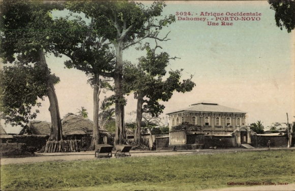 Ak Porto Novo Dahomey Benin, Straßenansicht, Gebäude