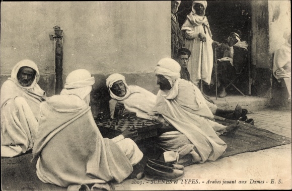 Postcard Scenes and Types, Arabs playing Checkers, alte Männer beim Damespiel