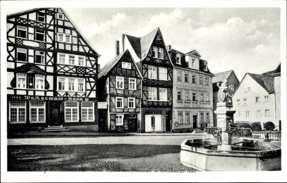 Postcard Hachenburg Westerwald, Old Market with fountain