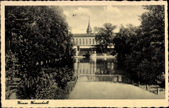 Ak Weimar in Thüringen, Goethe, Weimarhalle, See, Bäume, Schwarz-Weiß