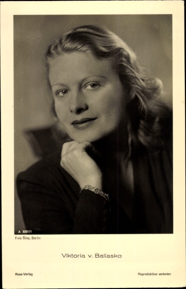 Ak Schauspielerin Viktoria von Ballasko, Portrait, Ross Verlag A 3090 1