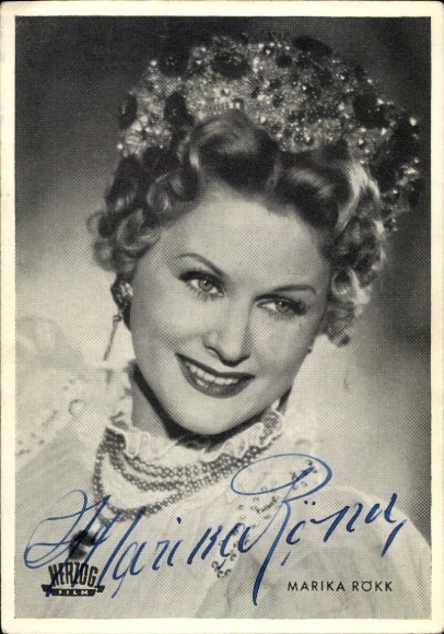 Ak actrice Marika Rökk, portret, handtekening, haaraccessoires