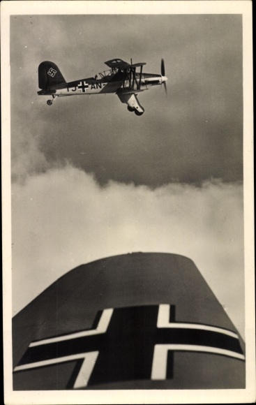 Postcard Deutsche Luftwaffe, multi-purpose aircraft Fieseler Fi 167 for aircraft carrier Graf Zeppelin