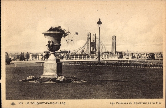 CPA Le Touquet Paris Plage Pas de Calais, Les Pelouses du Boulevard de la Mer