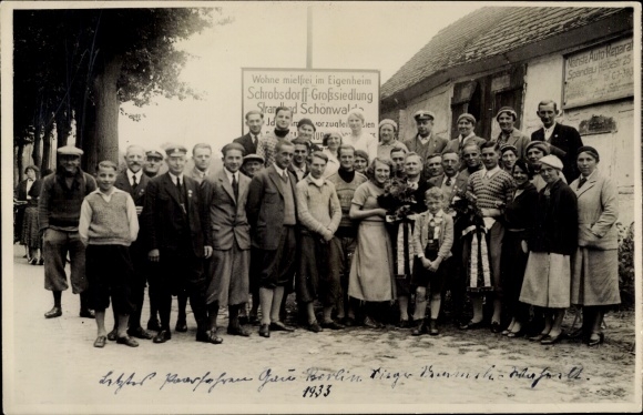 Photo Schönwalde Glien Havelland, large housing estate Schrobsdorff, couple driving 1933