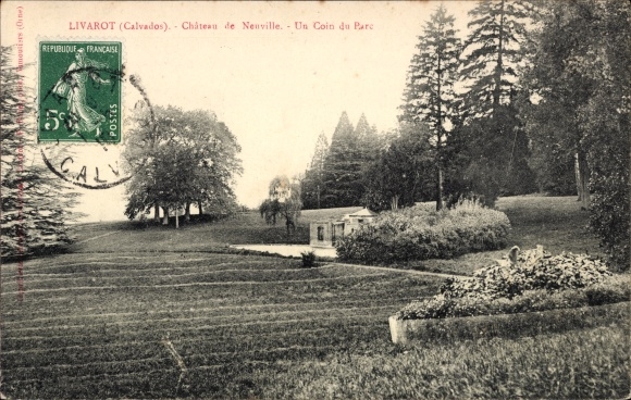 Ak Livarot Calvados, Château de Neuville, un Coin du Parc
