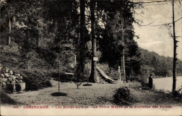 Ak Gérardmer Lothringen Vosges,  Ufer des Sees, Croix Moyon, Fontaine des Poilus