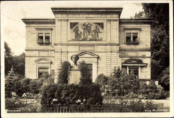 Ak Bayreuth in Opper-Franken, Villa Wahnfried, tuin, standbeeld, sierlijke gevel