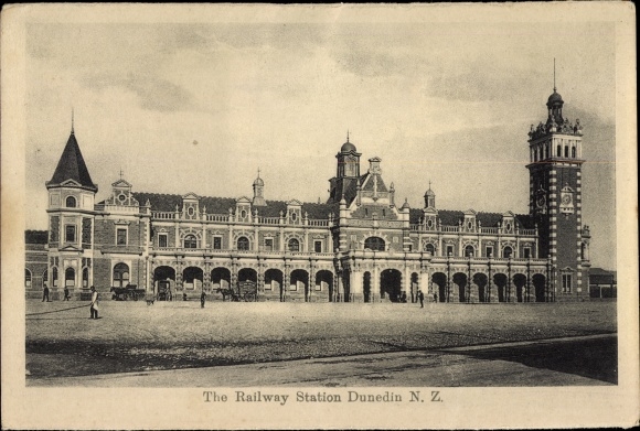 Postcard Dunedin Neuseeland, The Railway Station