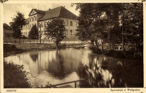 Ak Mirow Mecklenburgische Seenplatte, Sportschule, Wallgraben