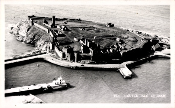 Postcard Peel Isle of Man, Peel Castle