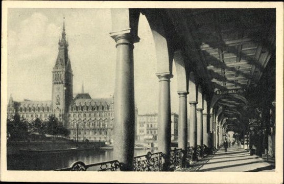 10 old PCs Hamburg, various views, partially painted