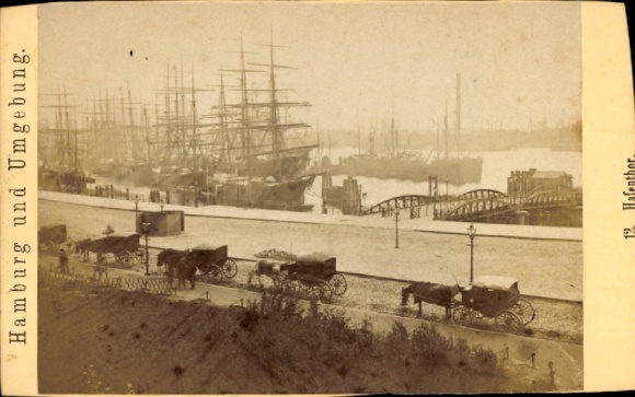 CdV Hamburg St. Pauli, harbor gate, harbor, sailing ships, carriages
