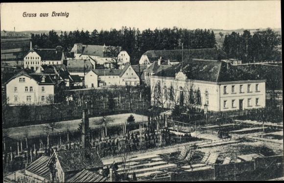 Postcard Bretnig Hauswalde in Saxony, view of the town, chimney, gardens, gymnasium