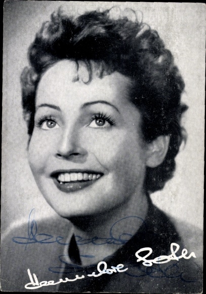 Postcard actress Hannelore Schroth, portrait, autograph