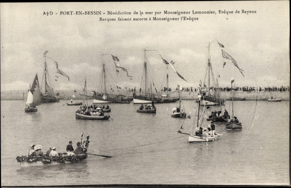 Ak Port en Bessin Calvados, Benediction de la mer par Monseigneur Lemonnier
