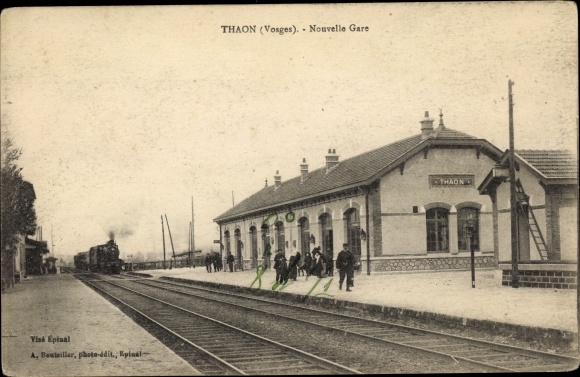 Postcard Thaon les Vosges, New Station