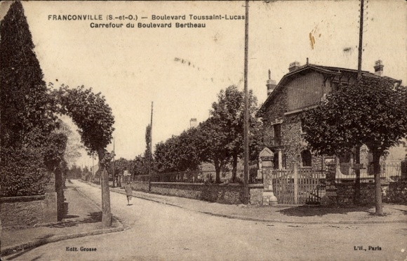 Ak Franconville Val d'Oise, Boulevard Toussaint Lucas, Carrefour du Boulevard Bertheau