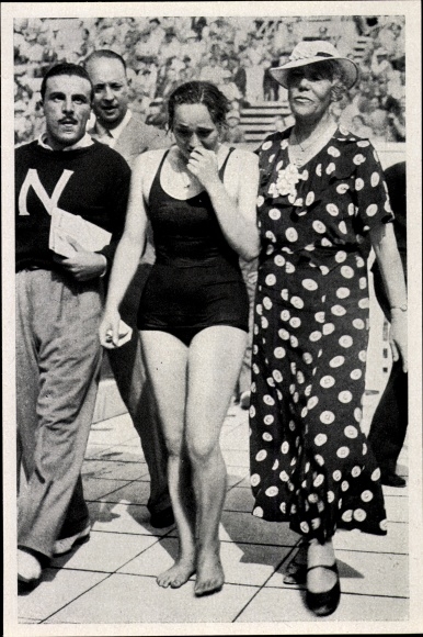 Collection picture Olympia 1936, swimmer Ria Mastenbroek