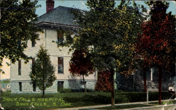 Ak Sioux Falls South Dakota USA, Sioux Falls Ziekenhuis, gebouw met twee verdiepingen, bomen,