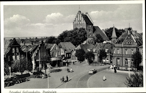 Ak Heiligenhafen in Ostholstein,  Marktplatz