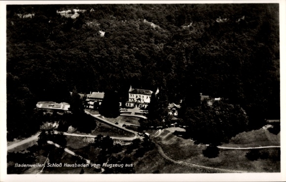 Ak Badenweiler im Schwarzwald, Schloss Hausbaden, Fliegeraufnahme