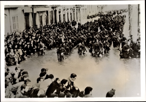 Photo H. Hoffmann, Thanksgiving service in Taragona, Franco&#39;s troops, January 1939