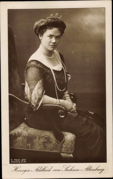 Postcard Duchess Adelheid of Saxony Altenburg, portrait